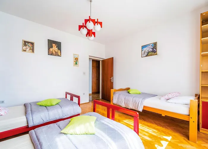 4 Bedroom Pet Friendly In 펜션 스틴잔