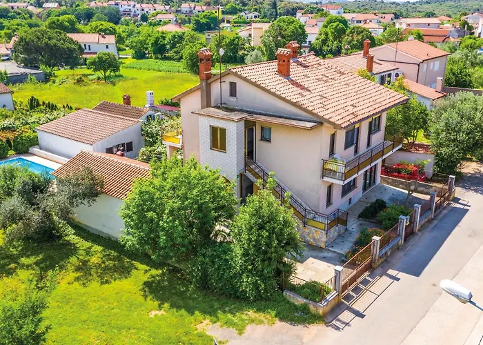 Σπίτι διακοπών 4 Bedroom Pet Friendly In