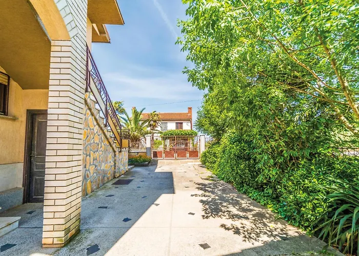 4 Bedroom Pet Friendly In Σπίτι διακοπών Štinjan