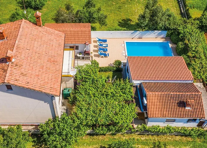4 Bedroom Pet Friendly In Σπίτι διακοπών