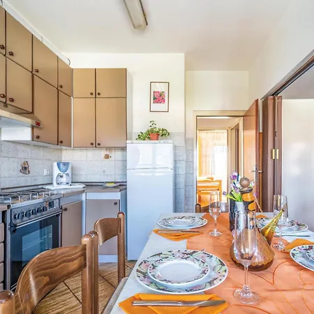 Hébergement de vacances 4 Bedroom Pet Friendly In