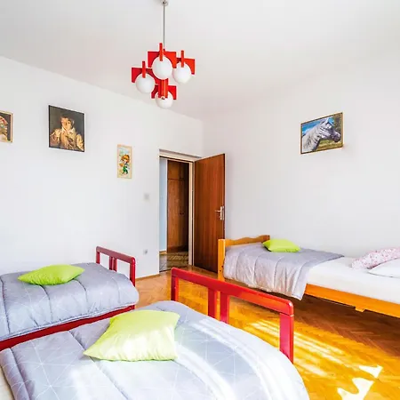 4 Bedroom Pet Friendly In Hébergement de vacances Štinjan
